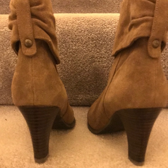 NWOT Suede Boots (9) - Picture 3 of 6